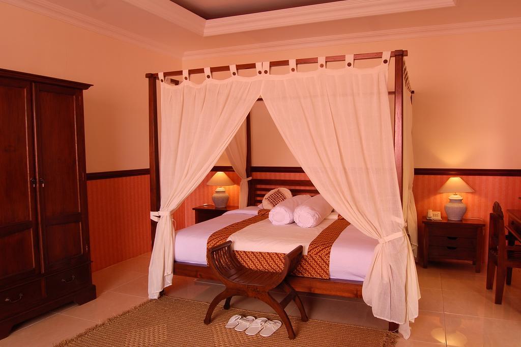 Swaloh Resort & Spa Kalangbret Luaran gambar