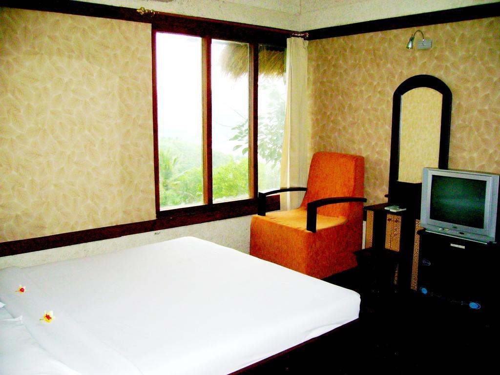 Swaloh Resort & Spa Kalangbret Bilik gambar