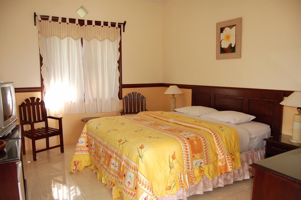 Swaloh Resort & Spa Kalangbret Bilik gambar
