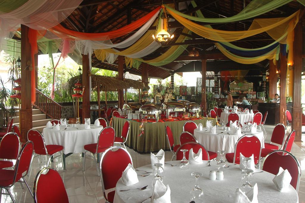 Swaloh Resort & Spa Kalangbret Luaran gambar